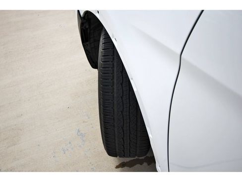 Used 2018 Hyundai Santa Fe Sport w/ 2.4L Value Package 02 FWD image 25