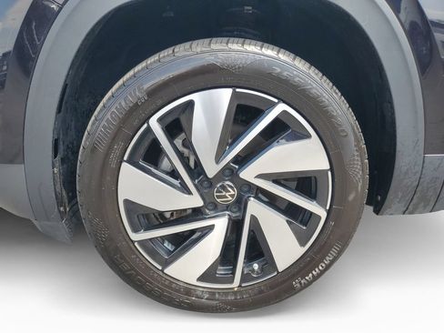 Used 2025 Volkswagen Atlas SE FWD image 28