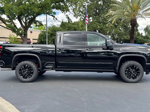 New 2026 Chevrolet Silverado 2500 High Country w/ Midnight Edition AWD/4WD image 2