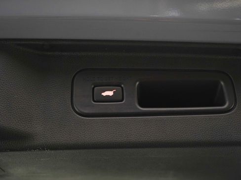 Used 2024 Honda Pilot TrailSport image 19