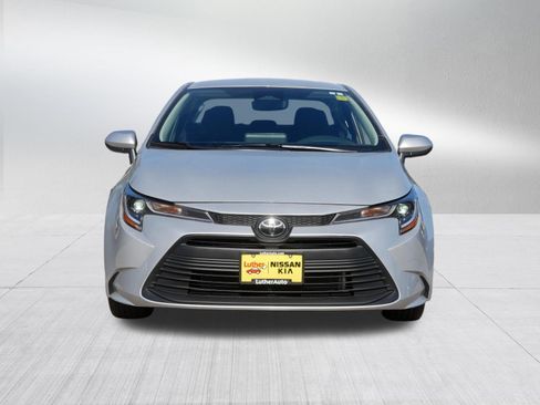 Used 2024 Toyota Corolla LE image 2