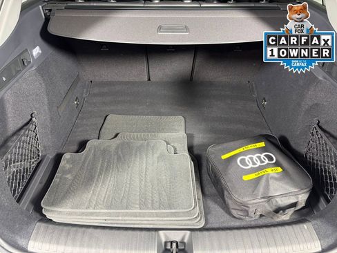 Used 2025 Audi Q6 e-tron Premium w/ Convenience Package image 26