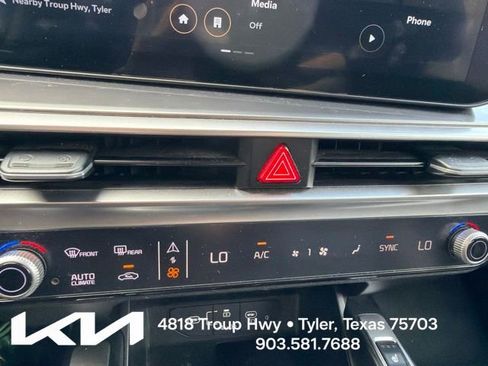 Certified 2025 Kia Sorento S w/ Panoramic Sunroof Package FWD image 20