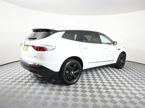 Used 2023 Buick Enclave Essence w/ Experience Buick Package AWD/4WD image 6