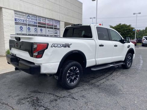 Used 2021 Nissan Titan PRO-4X w/ Pro-4x Convenience Package AWD/4WD image 7