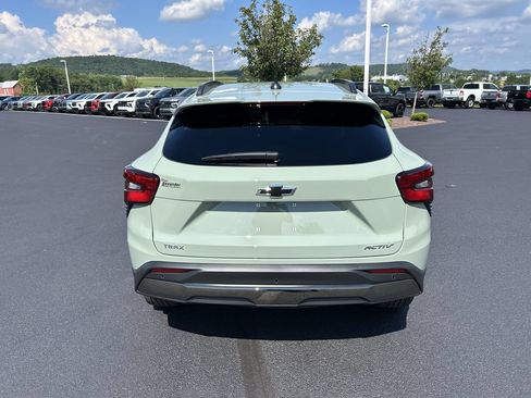 New 2026 Chevrolet Trax ACTIV w/ Driver Confidence Package FWD image 6