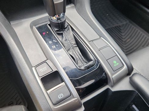 Used 2017 Honda Civic EX-L image 26