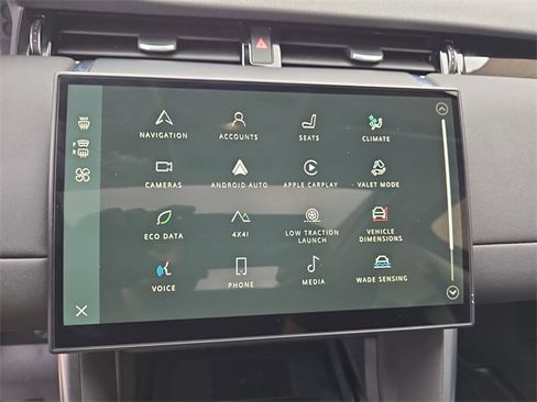 Used 2025 Land Rover Discovery Sport S image 21