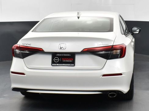 Used 2024 Honda Civic Sport image 7