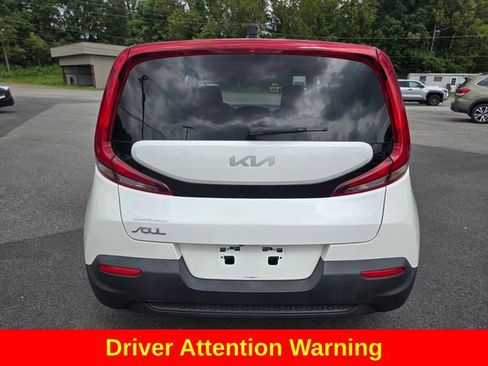Used 2022 Kia Soul LX w/ Technology Package FWD image 8