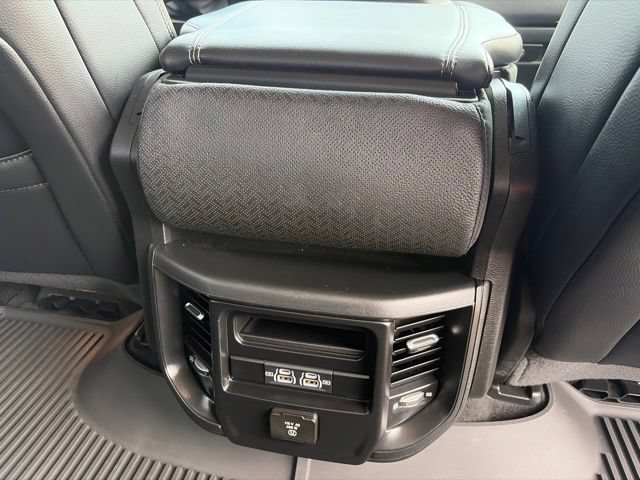 Used 2022 RAM 1500 Laramie AWD/4WD image 49