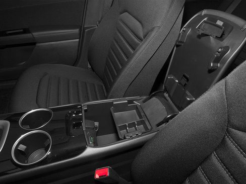 Used 2016 Ford Fusion SE FWD image 19