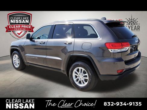 Used 2019 Jeep Grand Cherokee Laredo RWD image 5