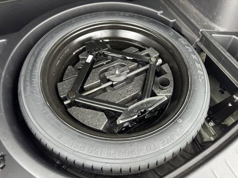 Used 2023 Chevrolet Blazer RS image 15