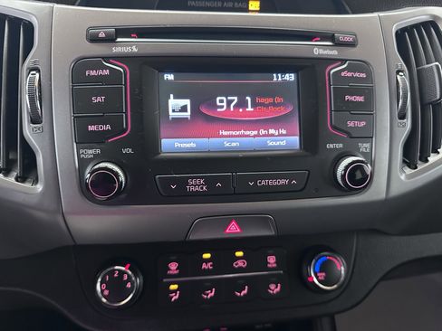 Used 2014 Kia Sportage LX FWD image 44