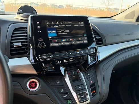 Used 2023 Honda Odyssey Sport image 18