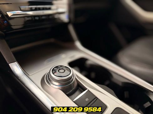 Used 2021 Ford Explorer Limited w/ Equipment Group 301A RWD image 21
