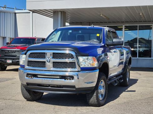 Used 2014 RAM 2500 SLT AWD/4WD image 4