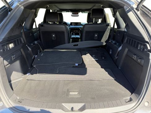Certified 2024 MAZDA CX-90 Plug-In Hybrid w/ Premium Plus AWD/4WD image 17