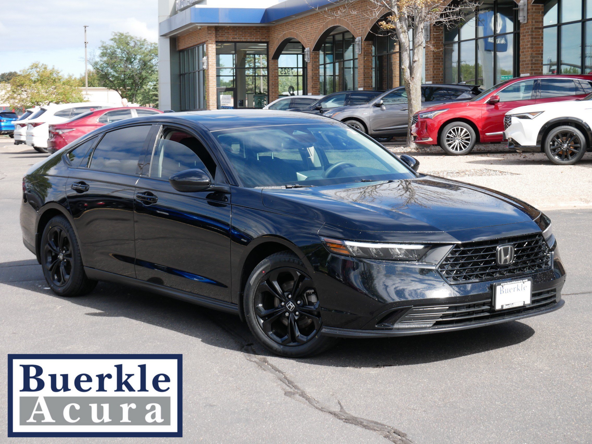 Used 2025 Honda Accord SE image 1