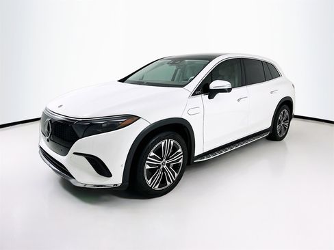 Used 2023 Mercedes-Benz EQS 450+ SUV image 3