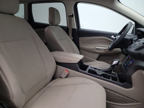 Used 2018 Ford Escape SE FWD image 21