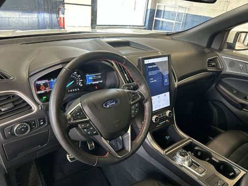 Certified 2023 Ford Edge ST-Line AWD/4WD image 14