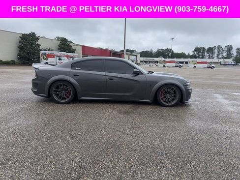 Used 2021 Dodge Charger SRT Hellcat w/ Carbon/Suede Interior Package RWD image 4
