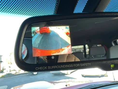 Used 2010 Toyota Tacoma 4x4 Double Cab V6 image 9