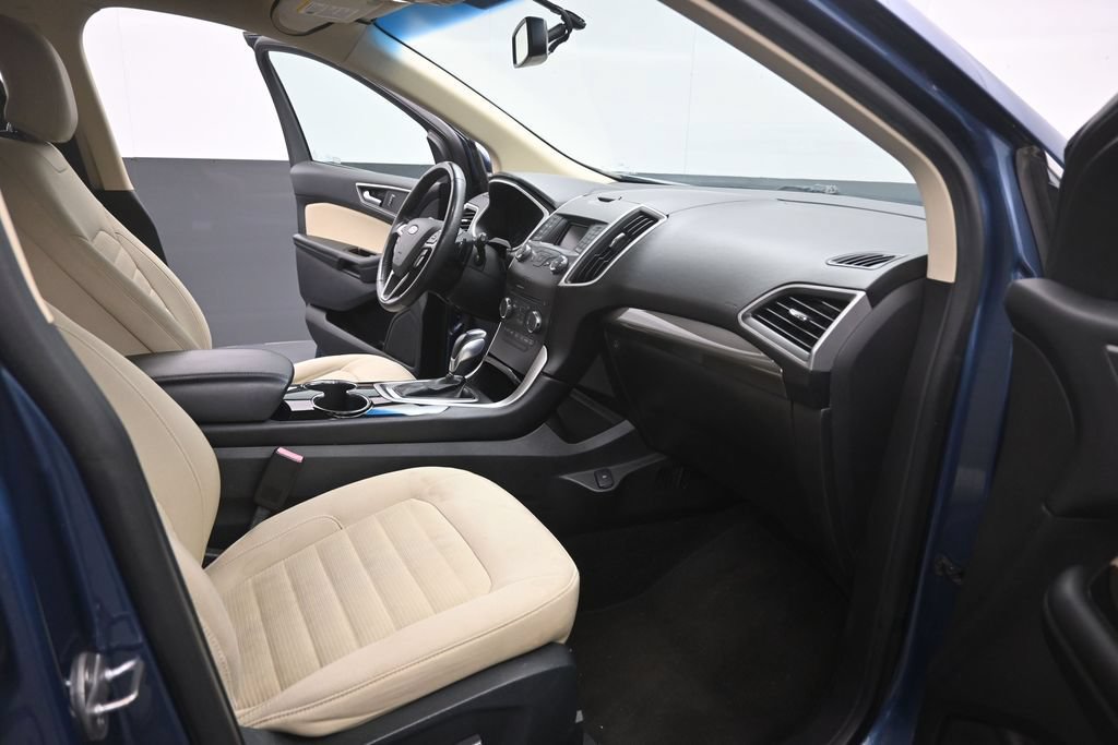 Used 2018 Ford Edge SEL FWD image 26