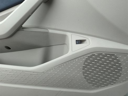 New 2025 Volkswagen Jetta SE image 27