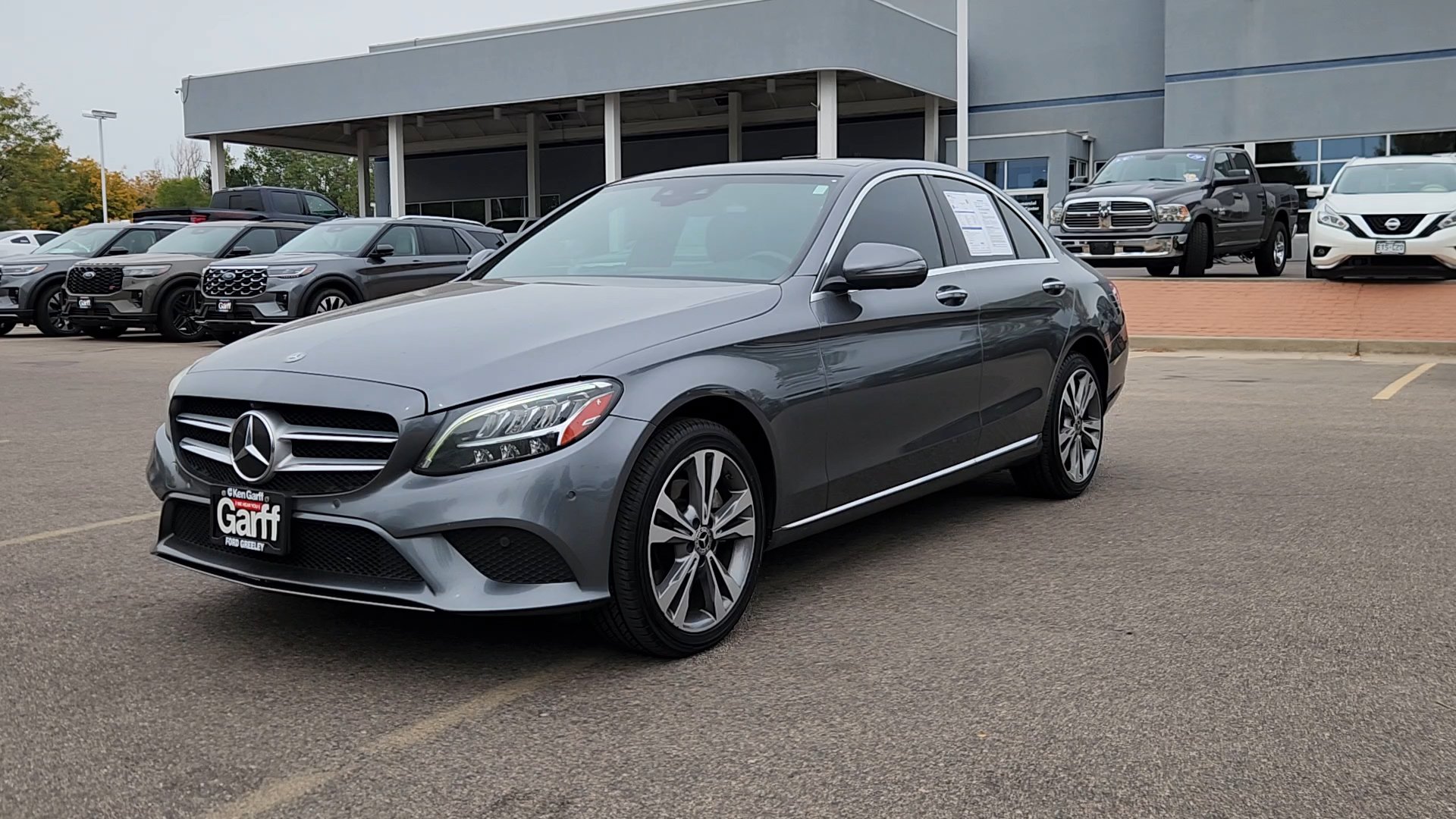 Used 2021 Mercedes-Benz C 300 4MATIC Sedan image 2