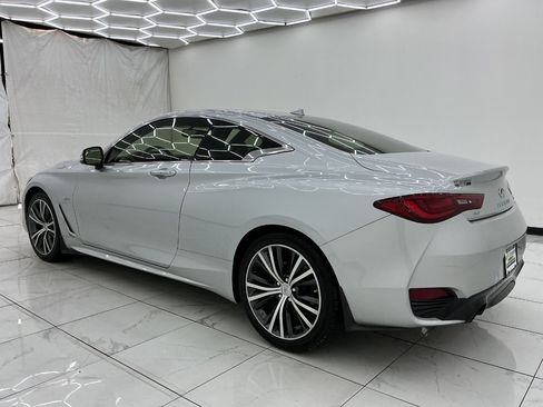 Used 2017 INFINITI Q60 3.0t w/ Premium Plus Package 3.0T AWD/4WD image 12