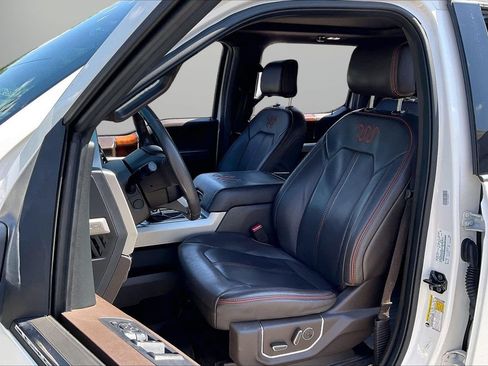 Used 2016 Ford F150 King Ranch w/ Equipment Group 601A Luxury AWD/4WD image 23