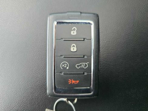 Used 2023 Jeep Grand Cherokee Trailhawk AWD/4WD image 21