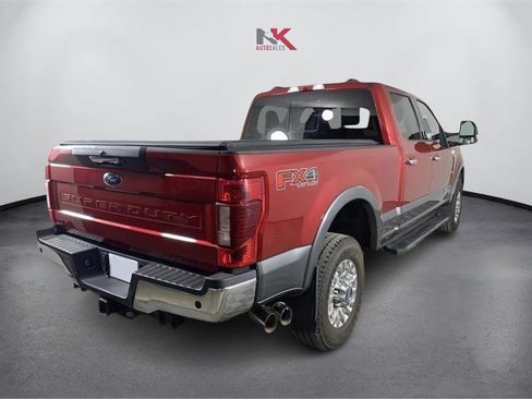 Used 2022 Ford F350 Lariat w/ Chrome Package image 4