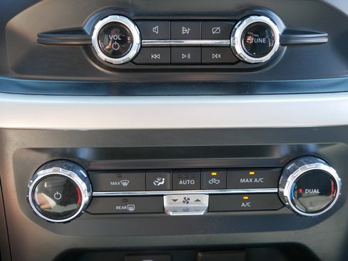 Used 2022 Ford F150 XLT w/ Equipment Group 301A Mid image 23