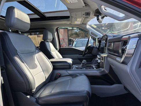 Used 2021 Ford F150 Lariat w/ Max Trailer Tow Package image 25