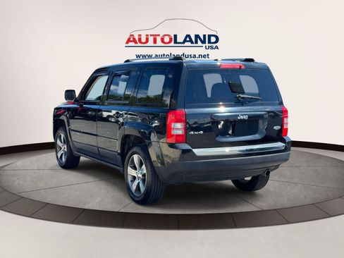 Used 2017 Jeep Patriot Latitude AWD/4WD image 5