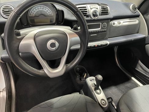 Used 2011 smart fortwo passion image 5