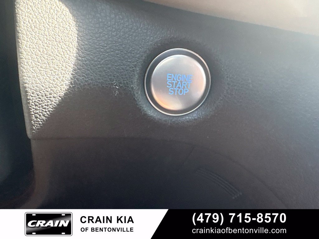 Used 2022 Hyundai Santa Fe SEL FWD image 23