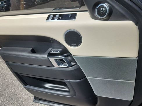 Used 2022 Land Rover Range Rover Sport HSE Silver Edition AWD/4WD image 9