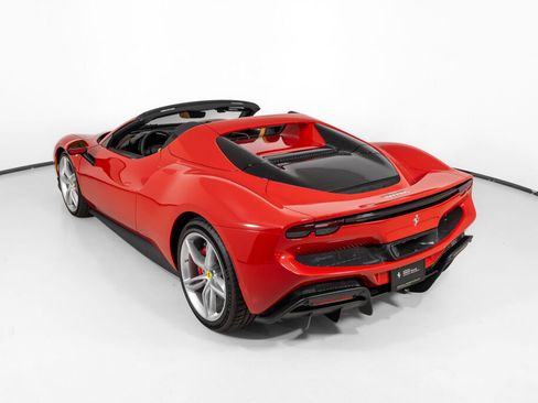Used 2025 Ferrari 296 GTS RWD image 5