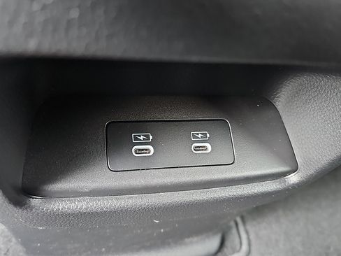 Used 2023 Honda CR-V Sport image 11