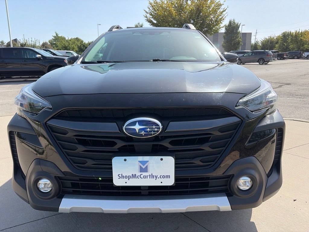 Used 2023 Subaru Outback Limited AWD/4WD image 3