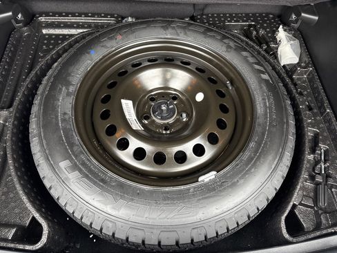 Used 2023 Jeep Compass Trailhawk image 25