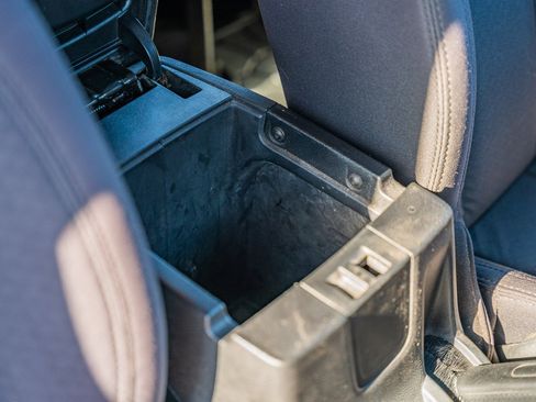 Used 2013 Jeep Wrangler Unlimited Sport w/ Connectivity Group image 11