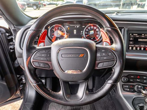 Used 2019 Dodge Challenger GT image 12