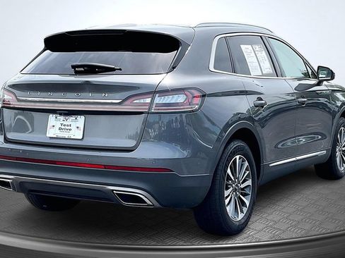 Certified 2022 Lincoln Nautilus Reserve FWD image 7