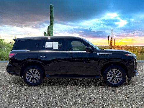 Certified 2026 INFINITI QX80 Pure w/ Cargo Package AWD/4WD image 6